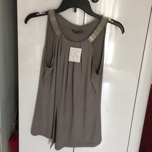 Sleeveless blouse